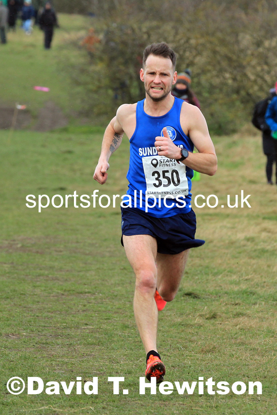 Mens 35 to 60 2022 NEMAA Open Cross Country Champs., Wallsend, Tyne and Wear. Photo: David T. Hewitson/Sports for All Pics
